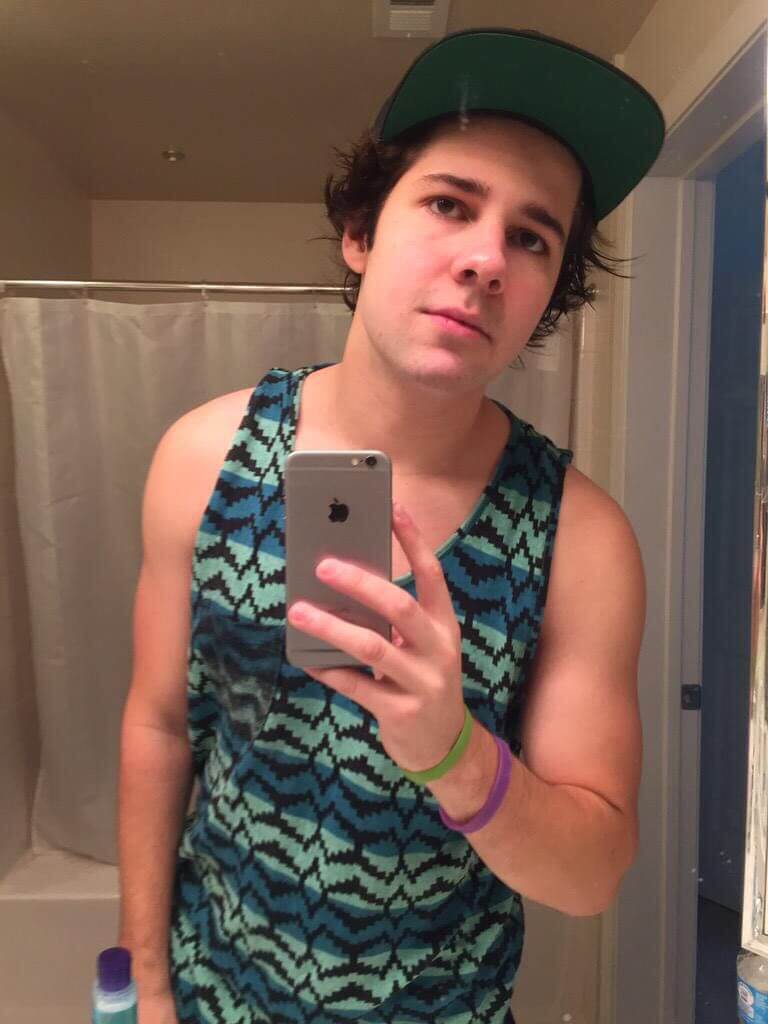 David Dobrik - Bio, Age, Height, Weight, Net Worth, Facts and Family